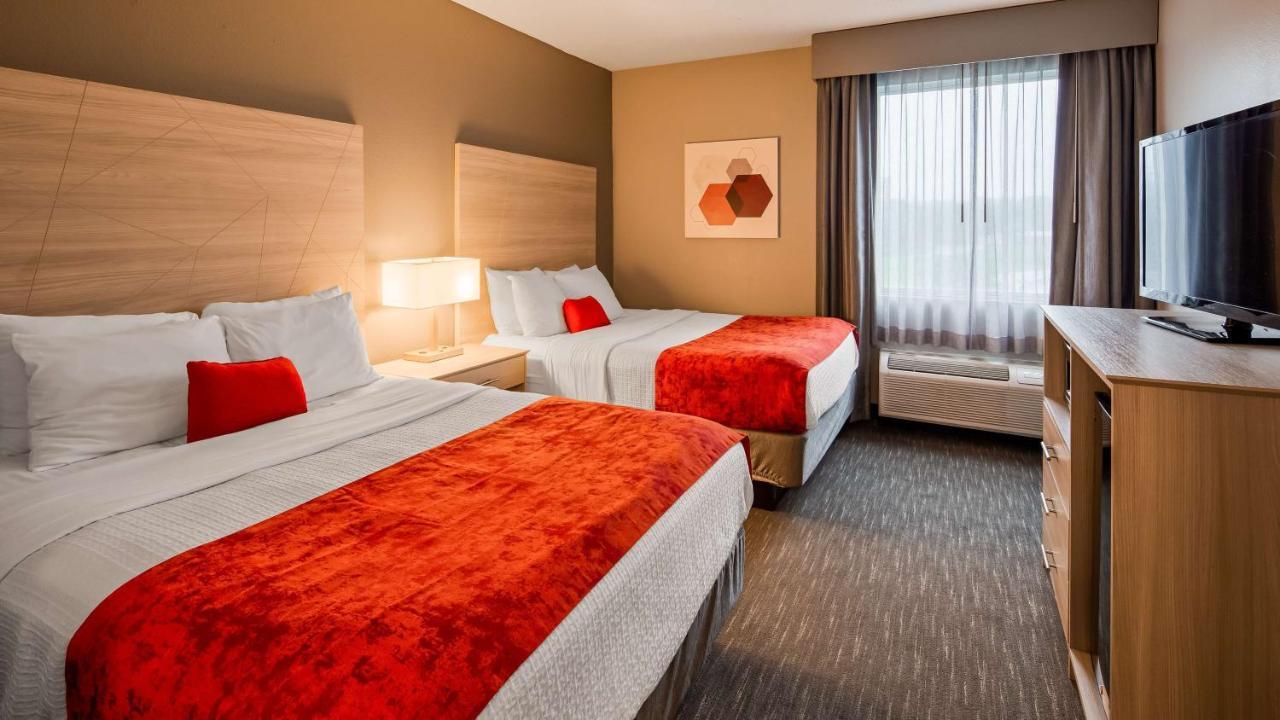 Best Western Plus New Cumberland Exteriör bild
