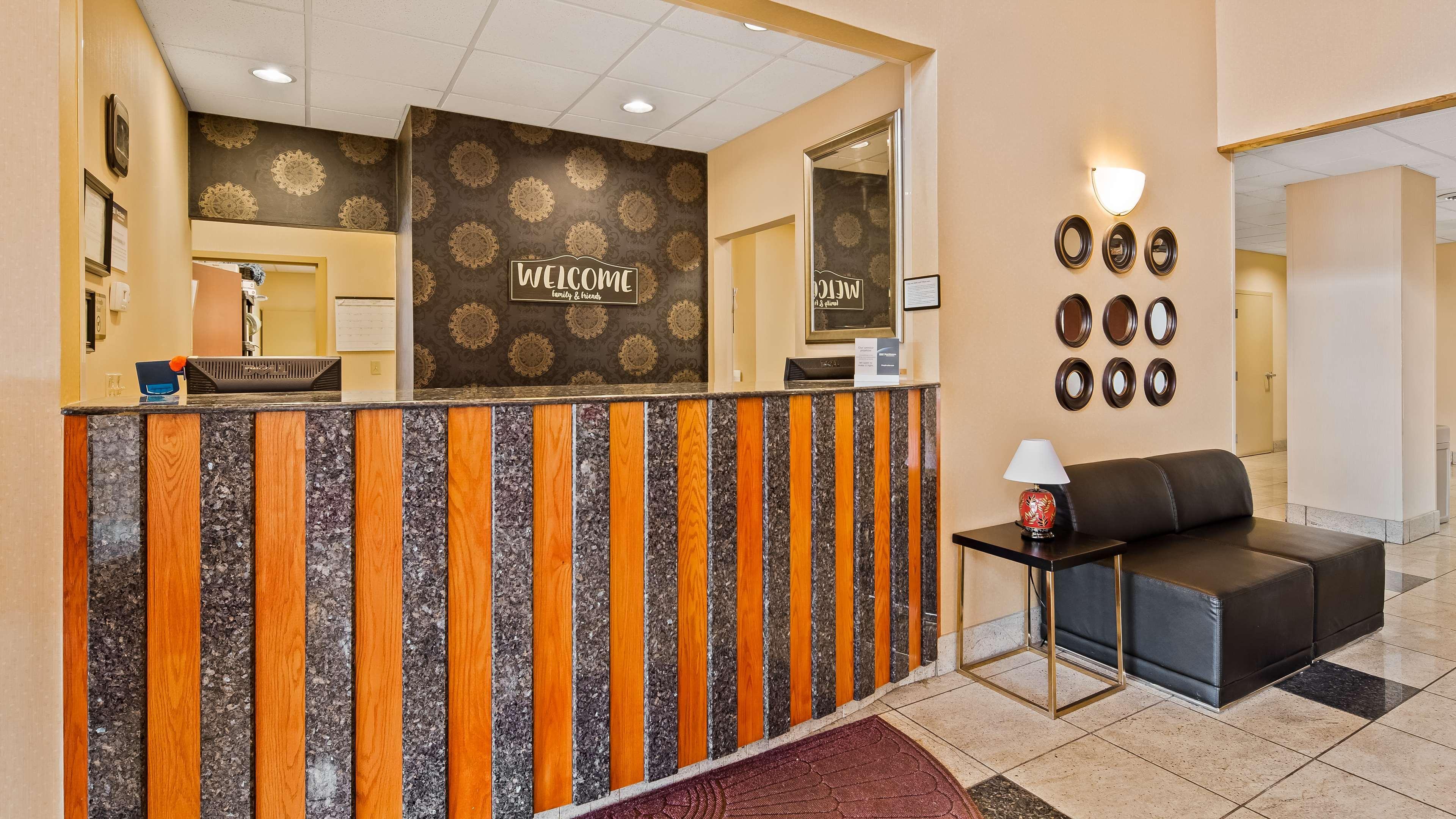 Best Western Plus New Cumberland Exteriör bild