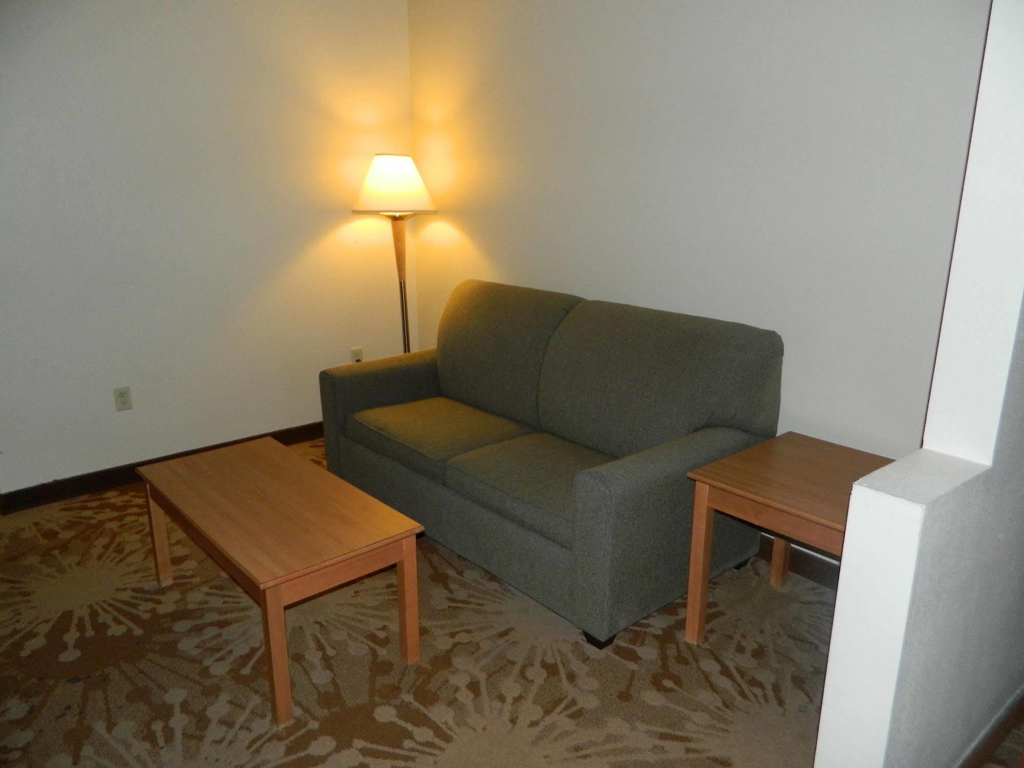 Best Western Plus New Cumberland Exteriör bild